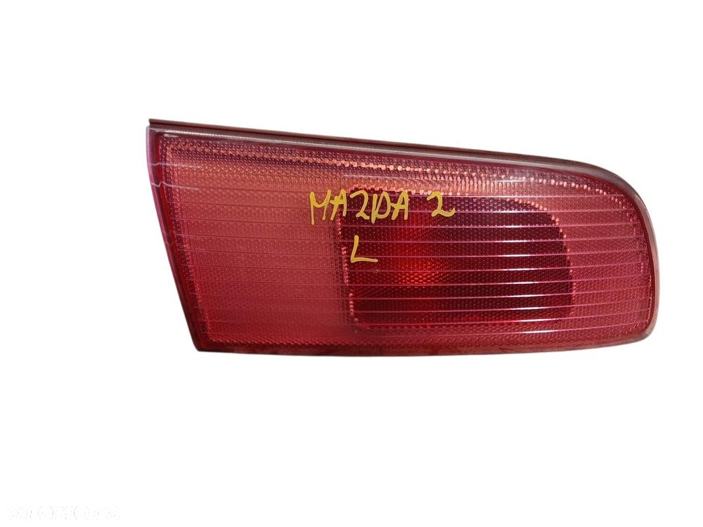 LAMPA LEWA TYLNA TYŁ KLAPY MAZDA2 MAZDA 2 DY 3M71-13547-BG - 1