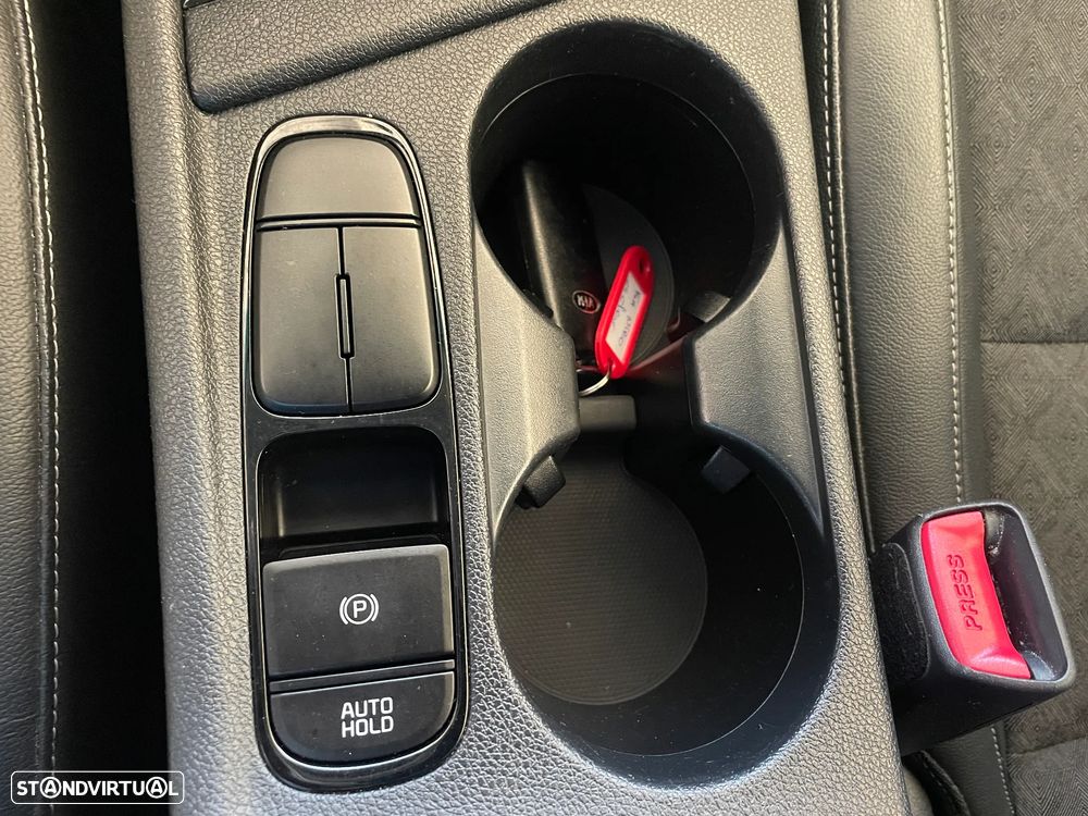 Kia Niro 1.6 GDi HEV Drive - 17