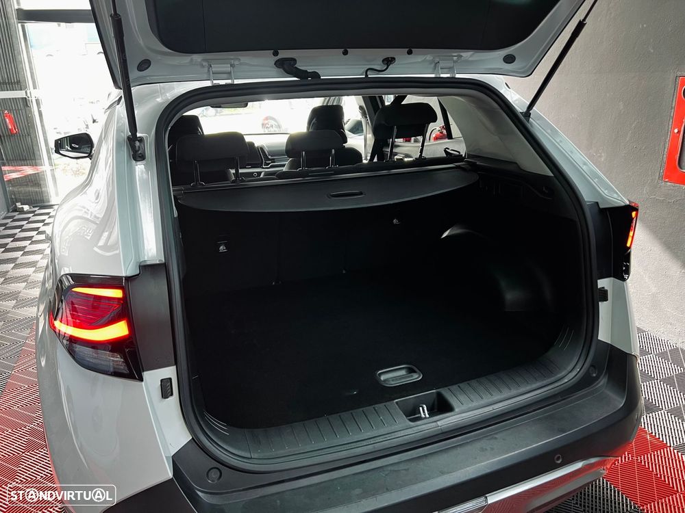 Kia Sportage 1.6 T-GDI Drive - 10