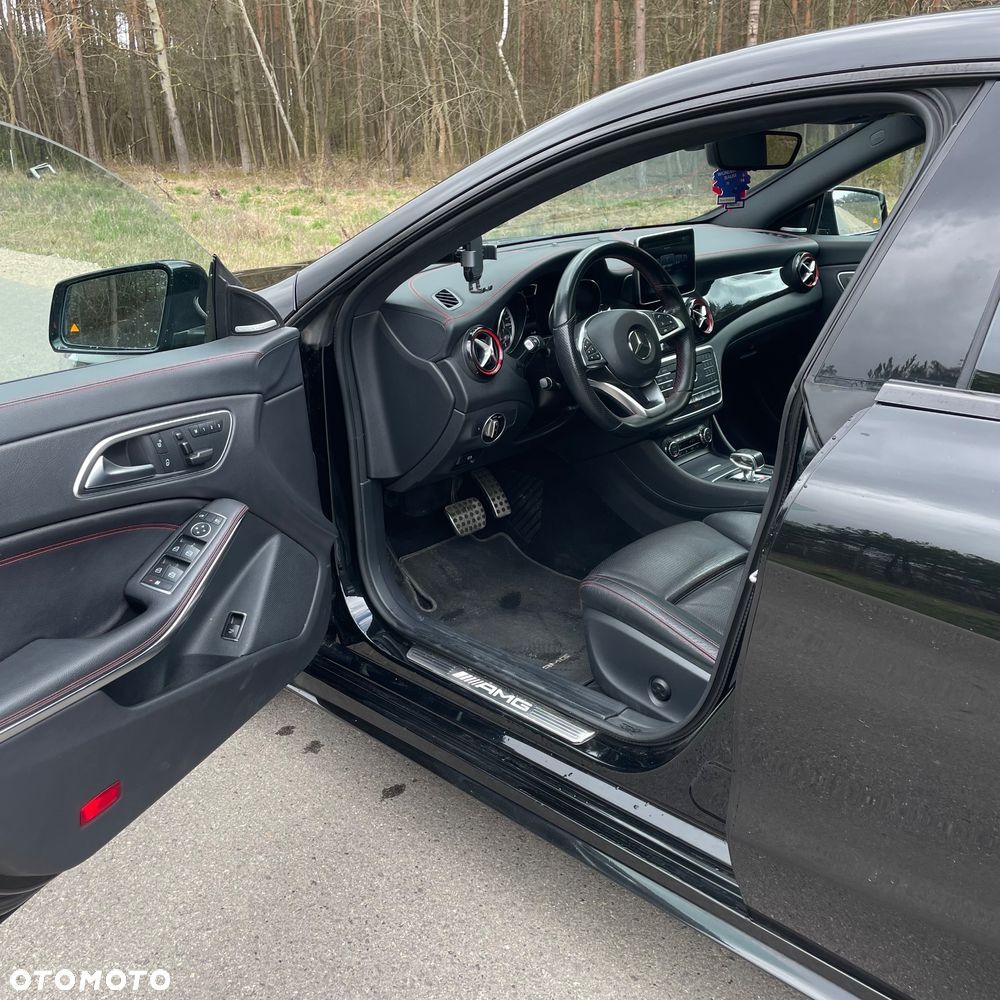Mercedes-Benz CLA AMG 45 4Matic 7G-DCT - 10