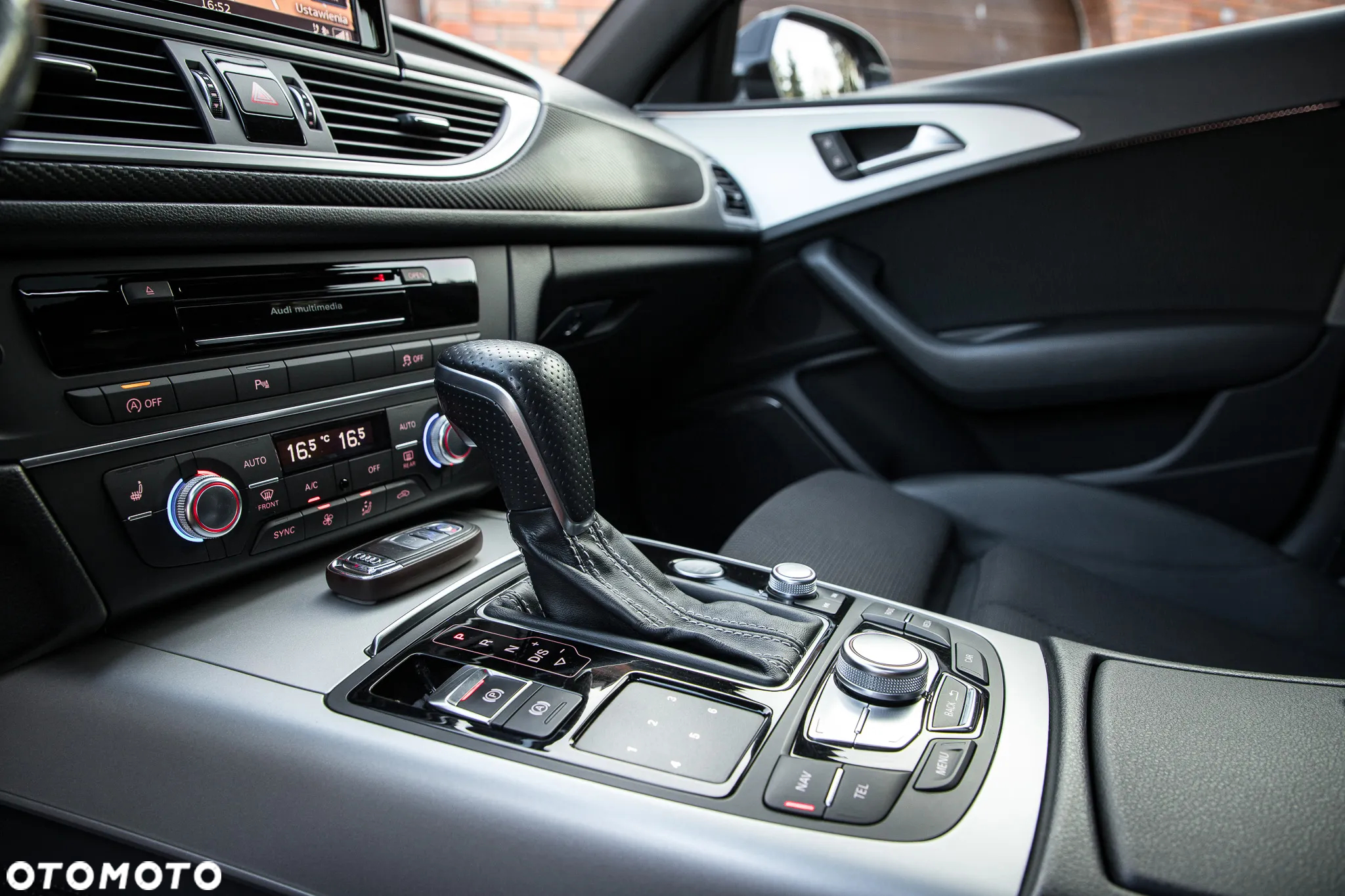 Audi A6 Avant 2.0 TDI Ultra DPF S tronic - 9