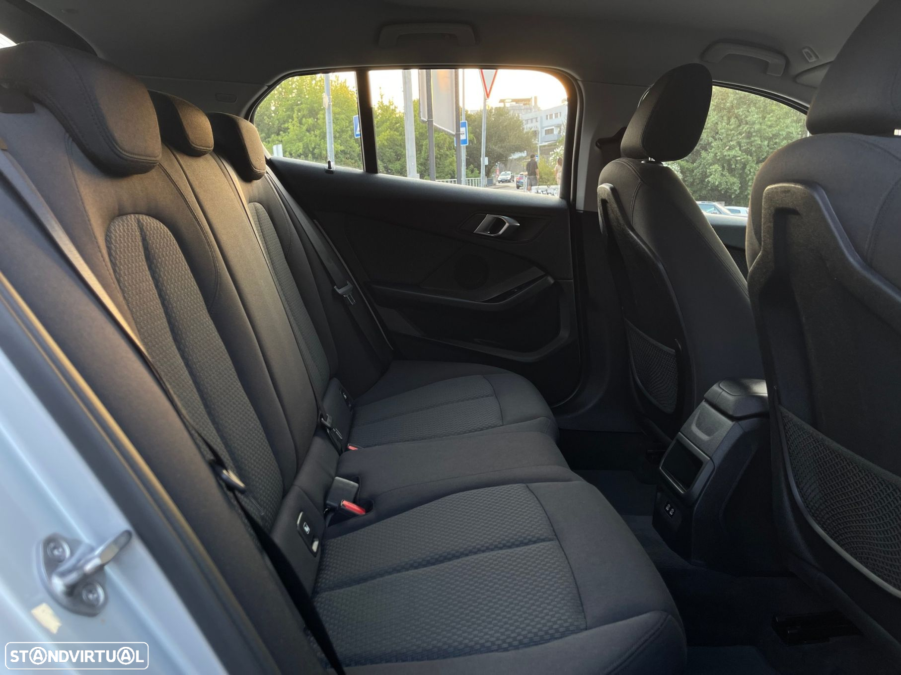 BMW 116 d Corporate Edition Auto - 35