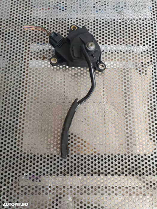 Pedala Acceleratie Renault Megane 2 1.9 Dci Dezmembrez Renault Megane 2 Dezmembrez Renault Megane 2 - 2