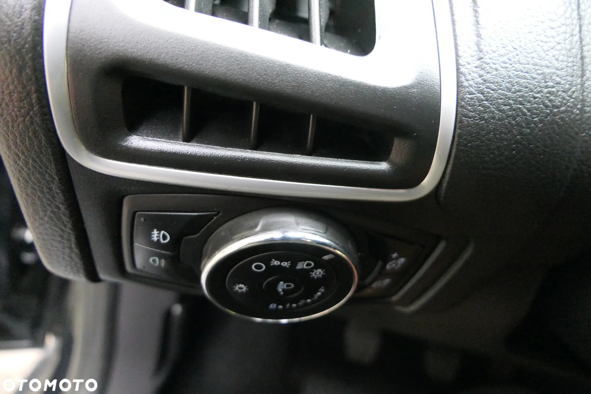 Ford Focus 1.6 TDCi Titanium ECOnetic - 25