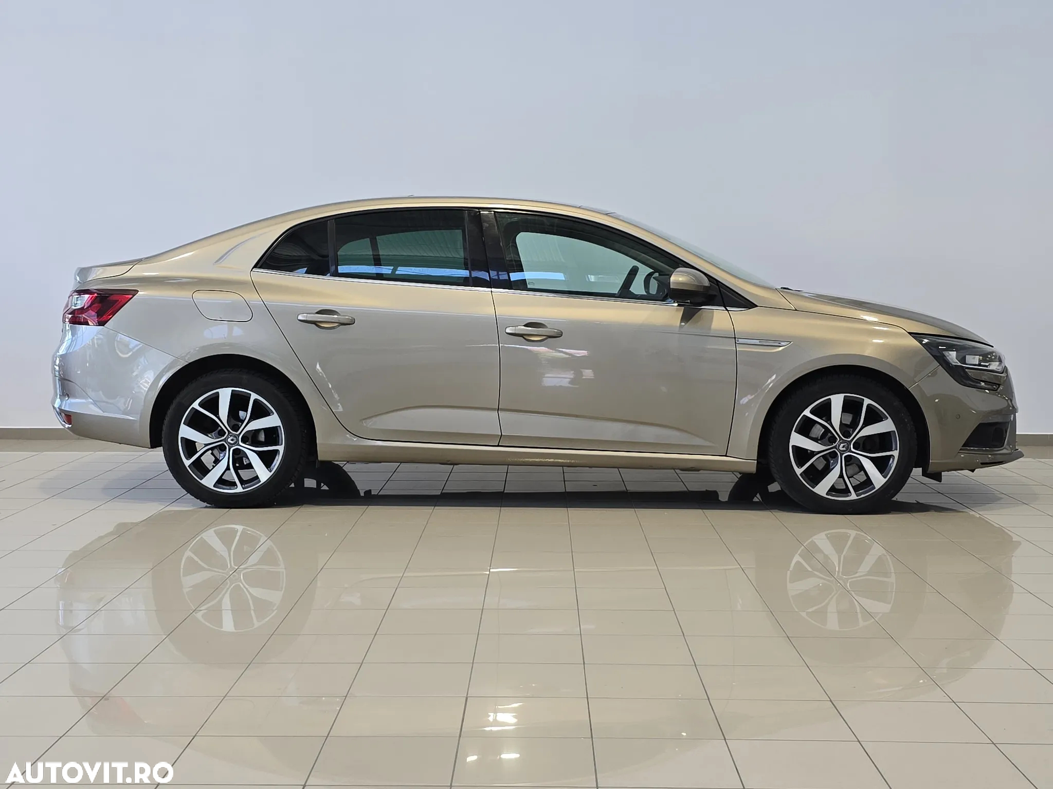 Renault Megane ENERGY dCi Intens - 23