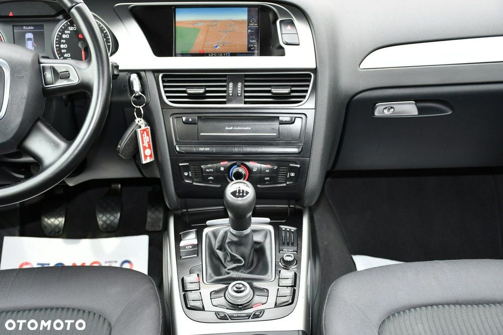 Audi A4 Avant 2.0 TDI - 21
