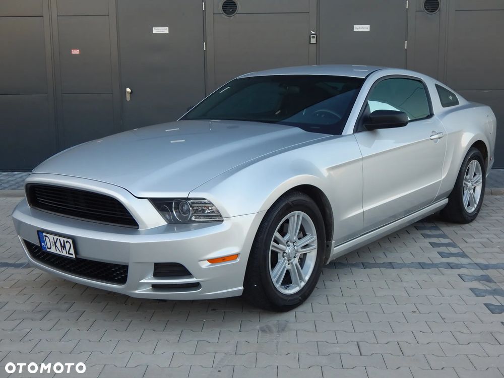 Ford Mustang - 8
