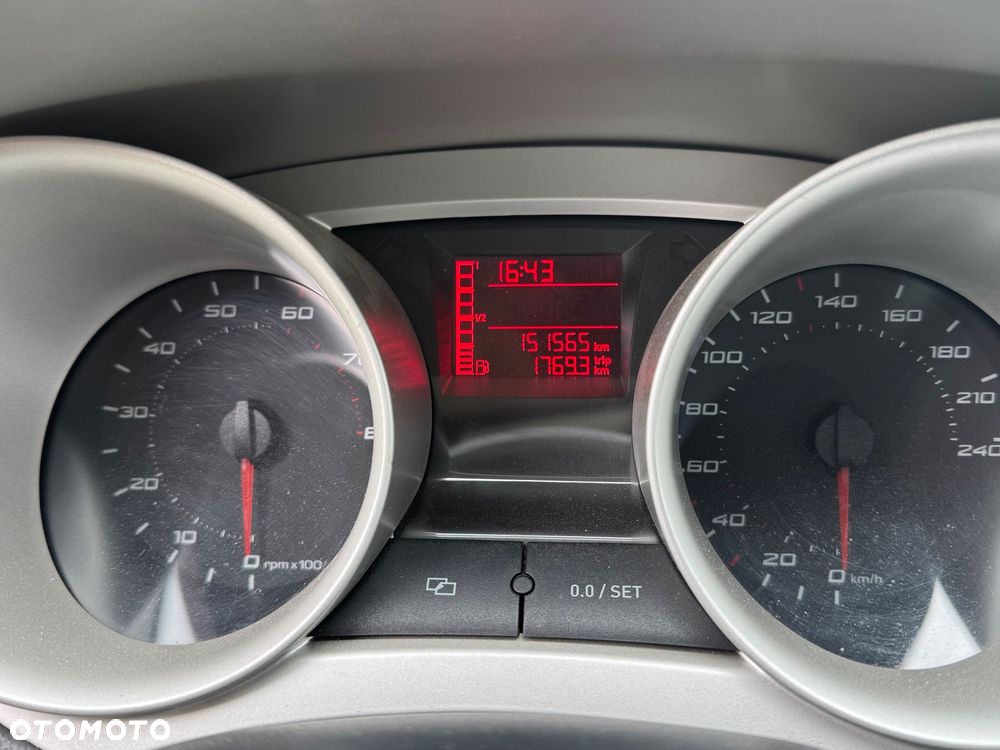 Seat Ibiza 1.4 16V Style - 13