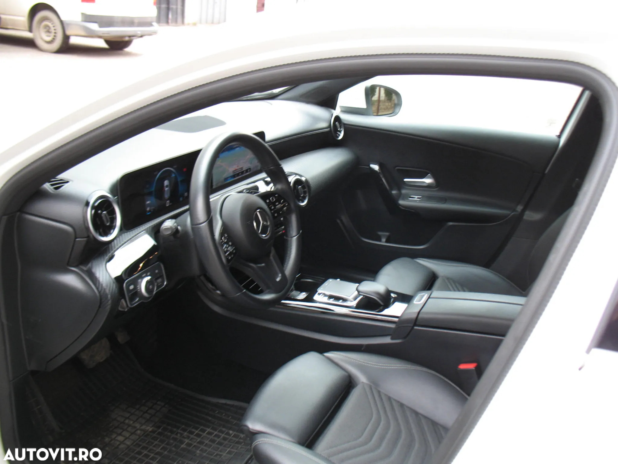 Mercedes-Benz A 180 d 7G-DCT - 14
