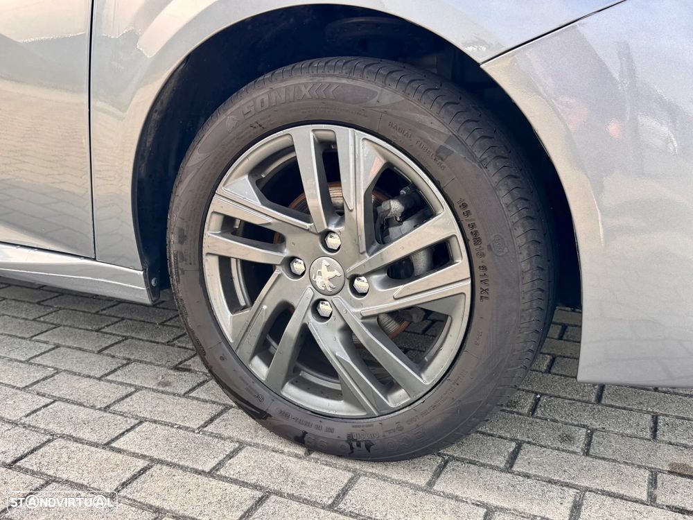 Peugeot 208 1.2 PureTech Active Pack - 7