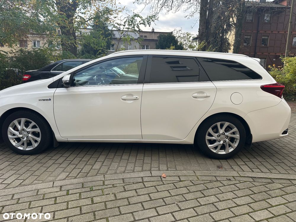 Toyota Auris Hybrid 135 Comfort - 3