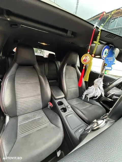 Mercedes-Benz CLA 220 CDI Aut. - 9
