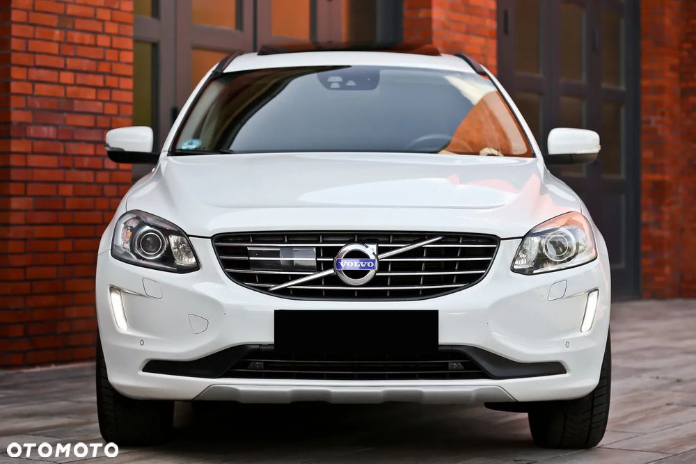 Volvo XC 60 D4 Geartronic Momentum - 1
