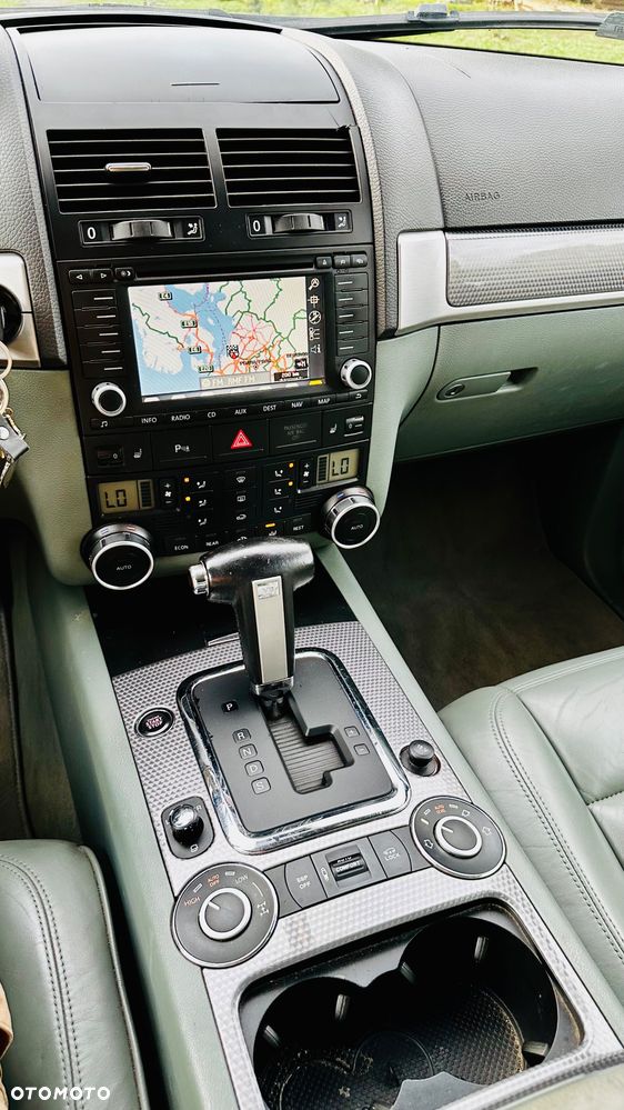 Volkswagen Touareg 3.0 V6 TDI Tiptr - 26