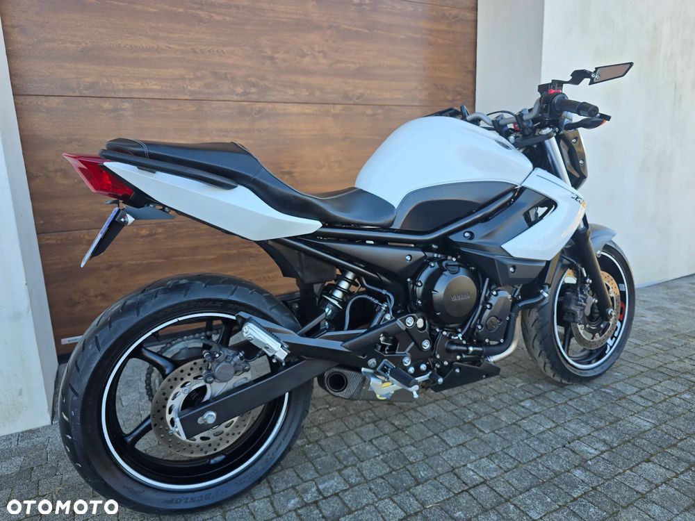 Yamaha XJ - 28