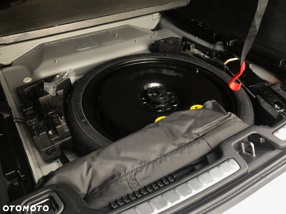 Volvo V60 ver-b4-d-momentum - 21