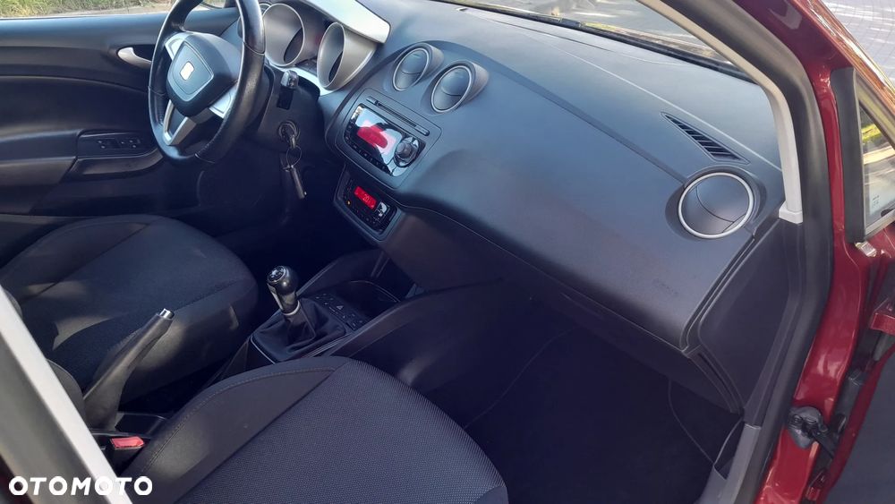 Seat Ibiza 1.4 16V Style - 11