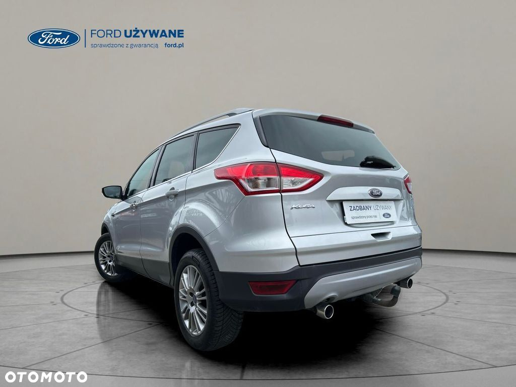 Ford Kuga 2.0 TDCi 4x4 Titanium - 4