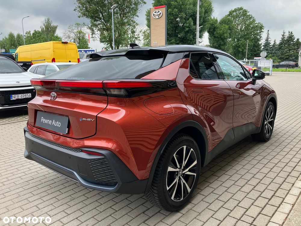 Toyota C-HR 2.0 PHEV Dynamic Force Style - 11