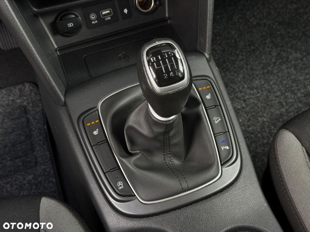 Hyundai Kona 1.0 T-GDI Smart - 32