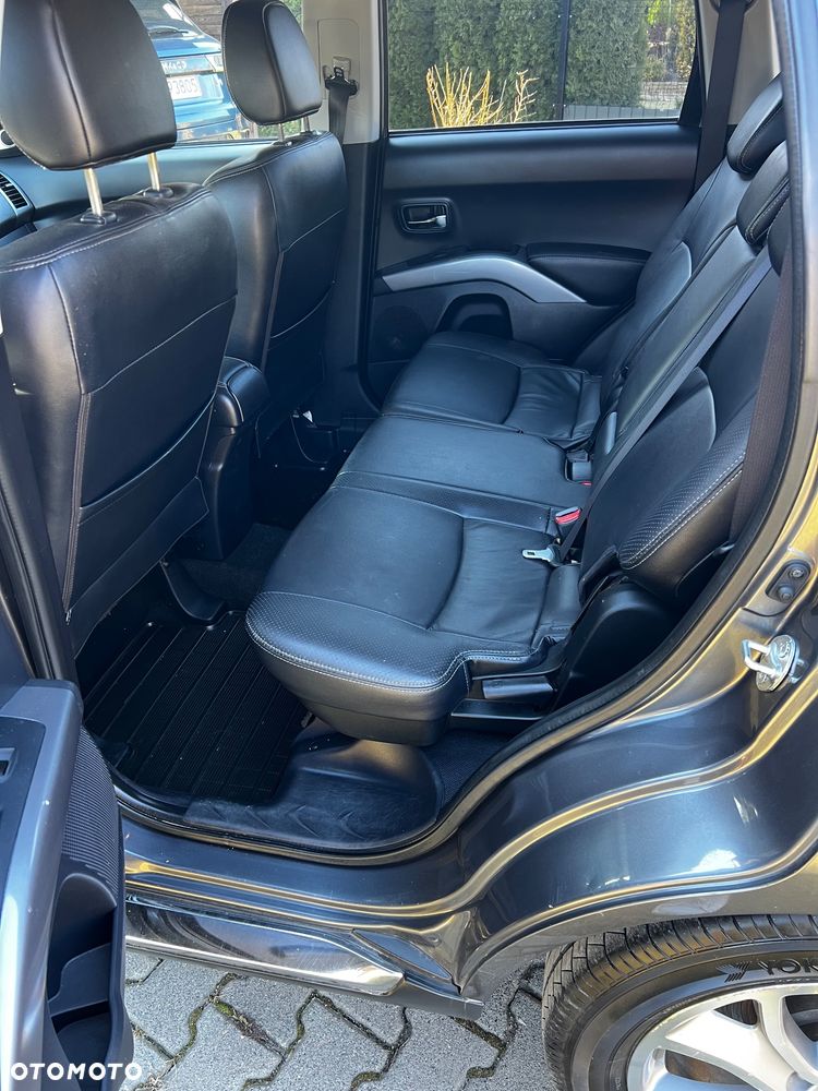 Citroën C-Crosser 2.2 HDi Exclusive - 8