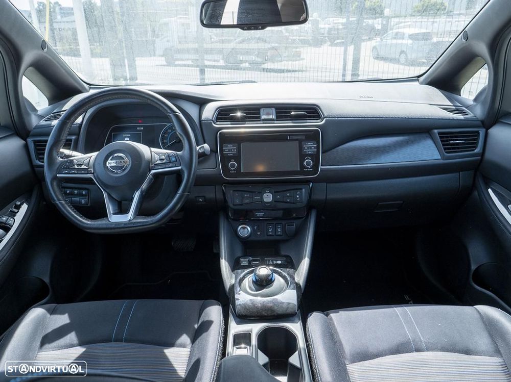 Nissan Leaf 40 kWh Acenta - 23