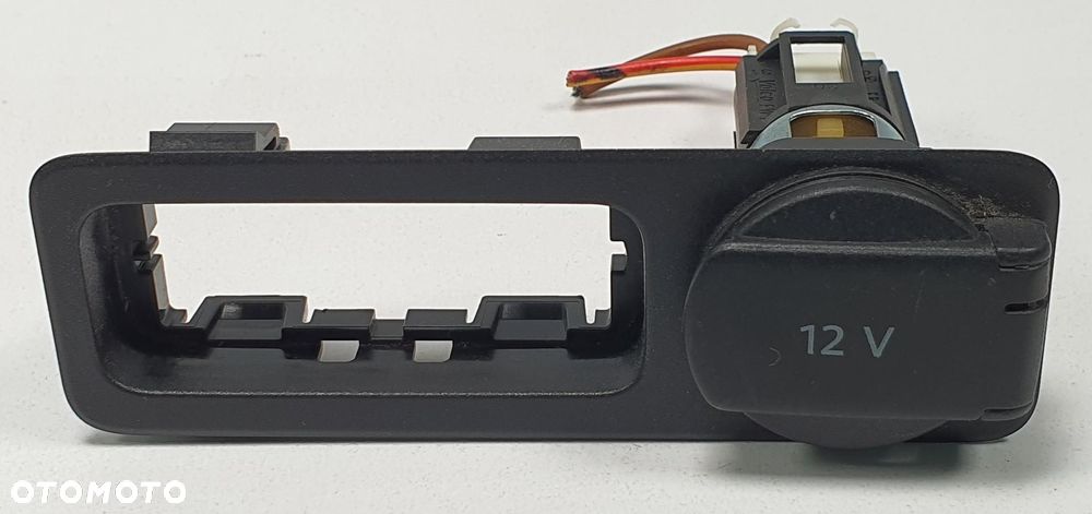 GNIAZDO ZAPALNICZKI 12V SKODA CITIGO 1S0863617A - 1