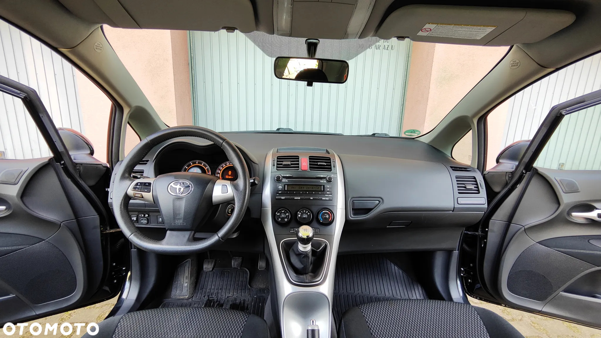 Toyota Auris - 10
