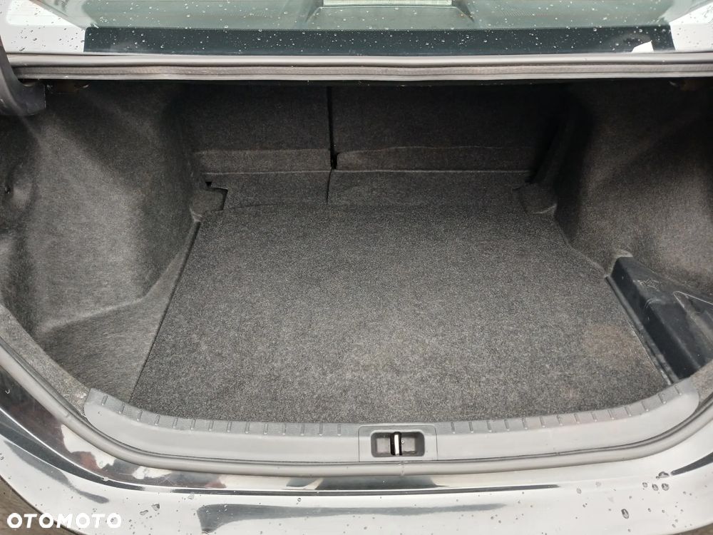 Toyota Corolla 1.6 Comfort - 18