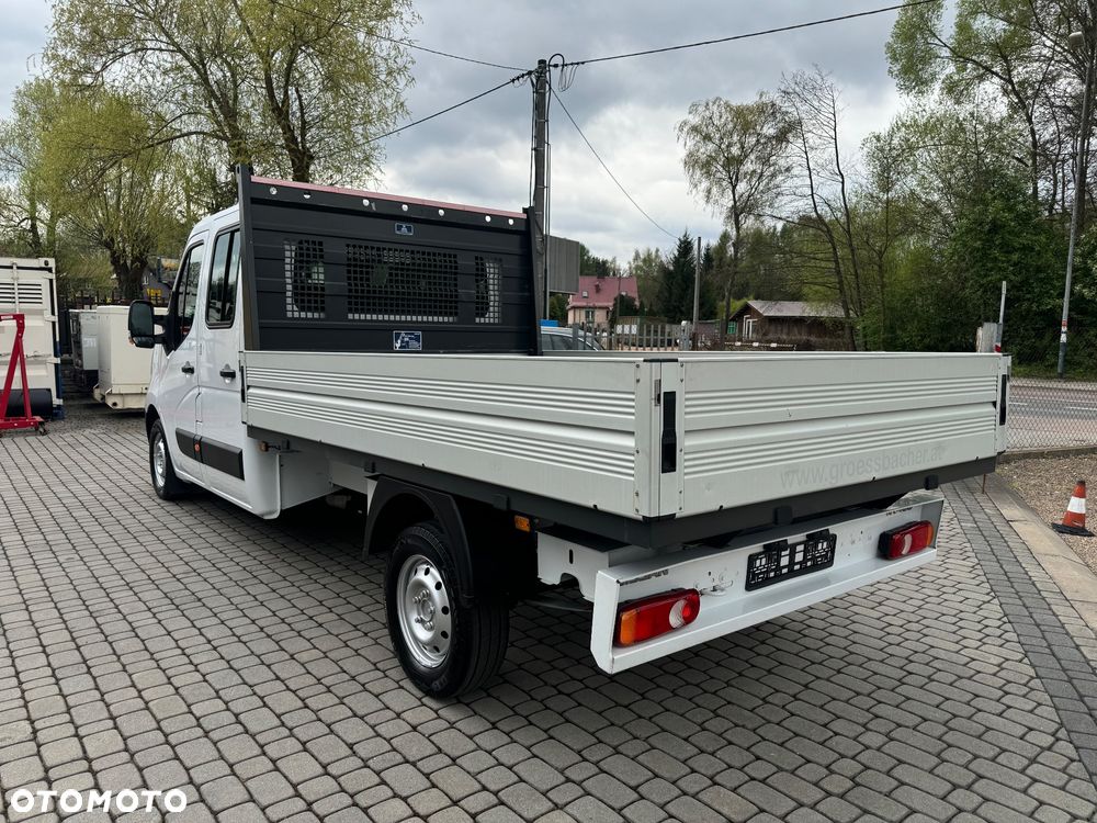 Nissan NV400 - 7