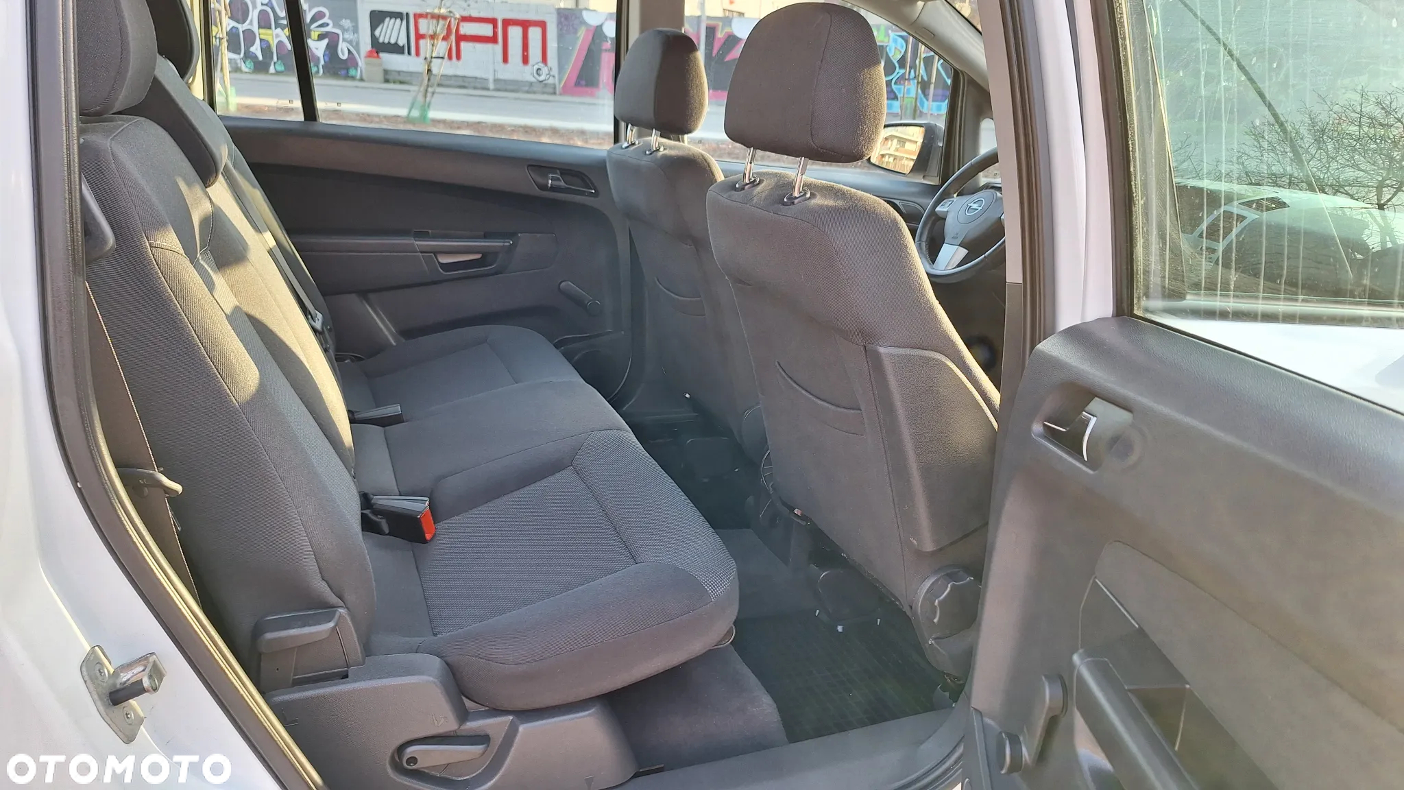 Opel Zafira 1.8 Enjoy - 13