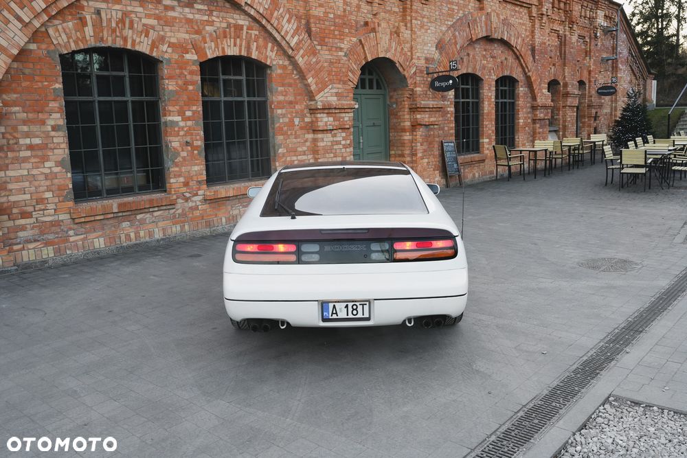 Nissan 300 ZX - 5