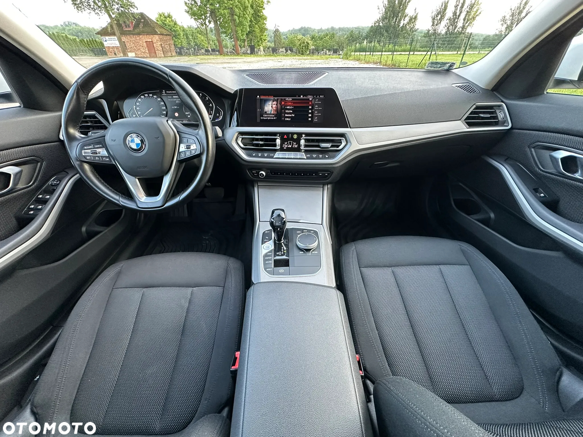 BMW Seria 3 318i Business Edition - 18