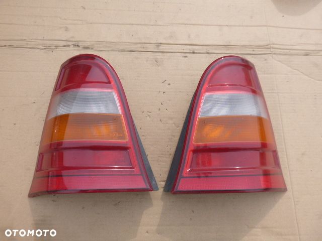 LAMPA LEWY TYŁ LEWA TYLNA PRAWY TYŁ PRAWA TYLNA KOMPLET MERCEDES A KLASA W168 - 2