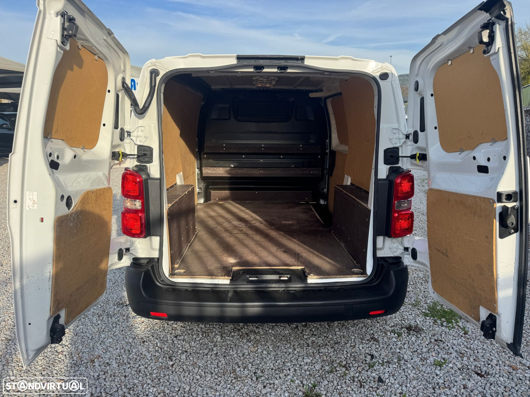 Peugeot Expert 1.5 BlueHDi L1H1 - 12