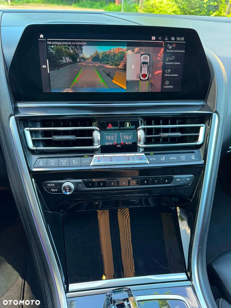 BMW Seria 8 M850i xDrive - 37