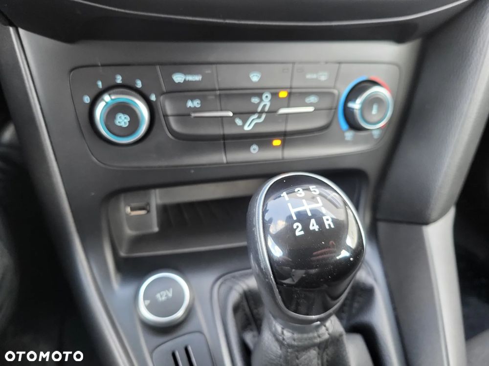 Ford Focus 1.6 Trend - 8