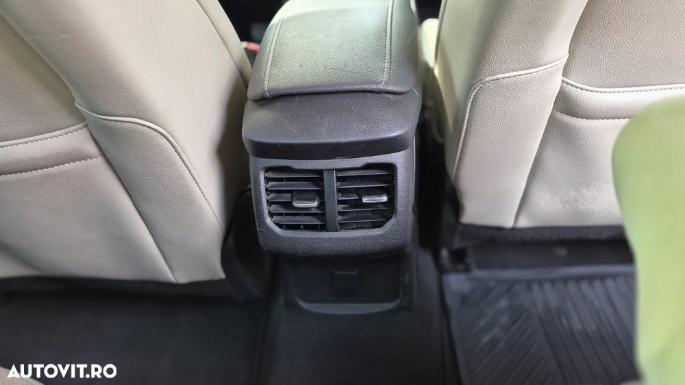 Ford Mondeo - 12