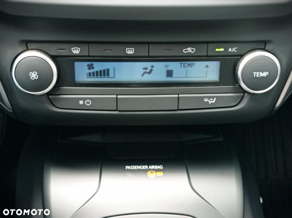Toyota Avensis - 28
