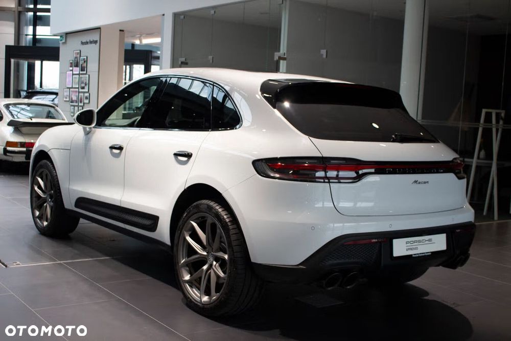 Porsche Macan - 4