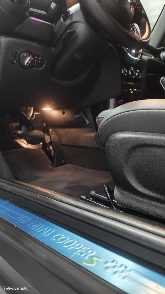 MINI 3 Portas Cooper SE Premium Essential - 47