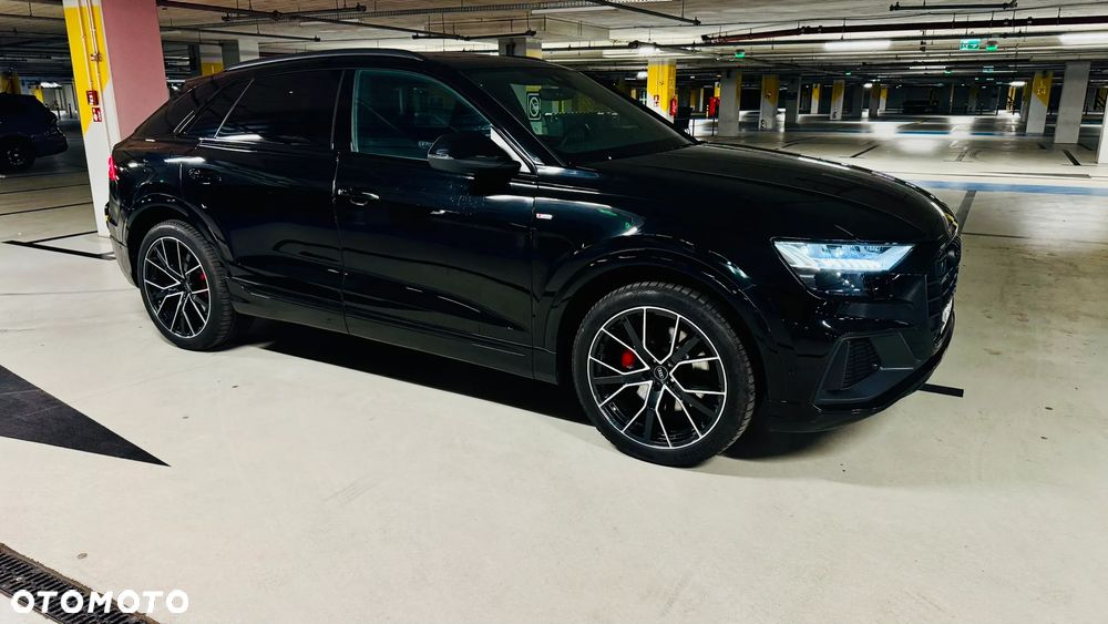 Audi Q8 - 9