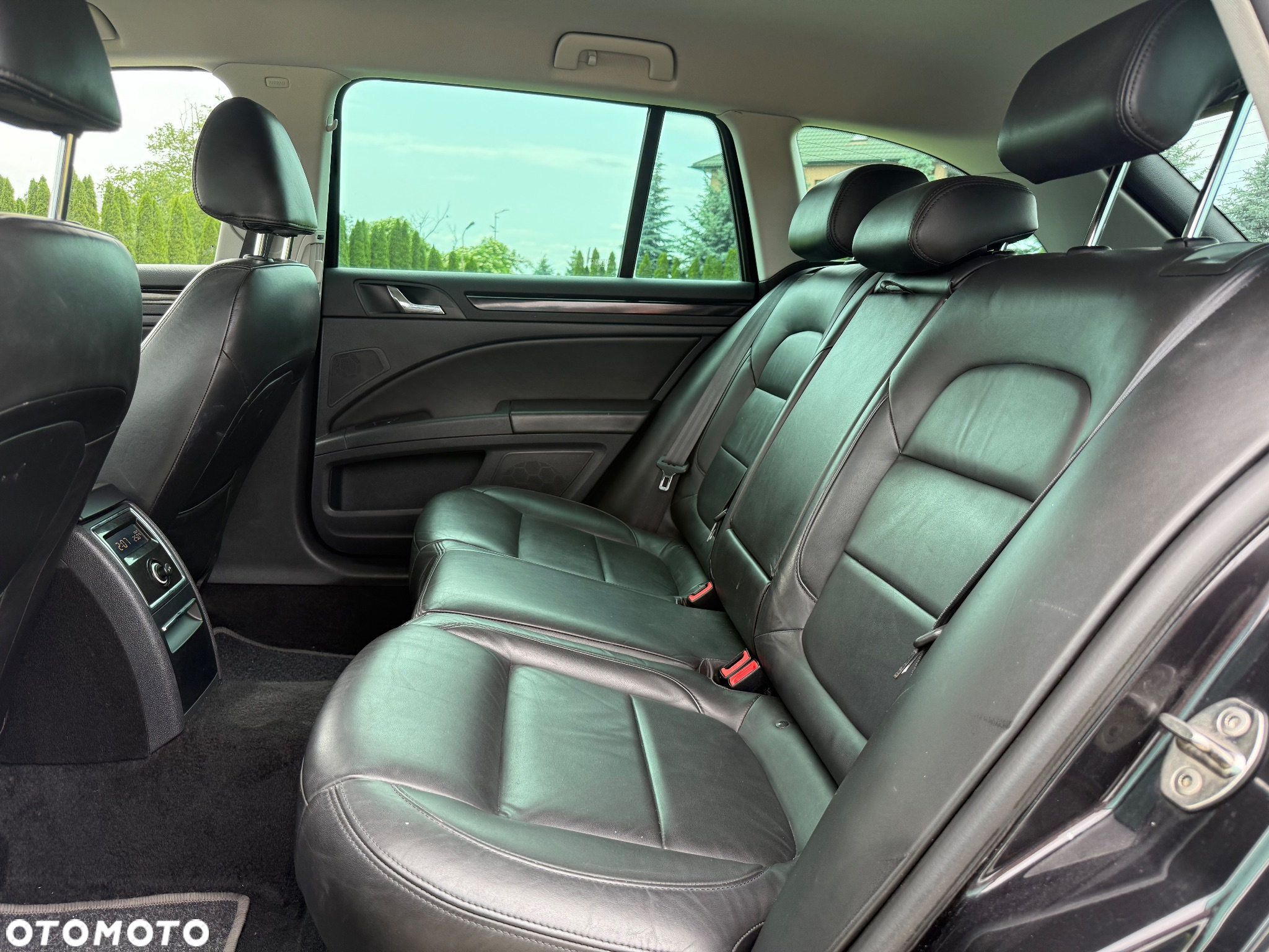 Skoda Superb 1.6 TDI Platinum - 29
