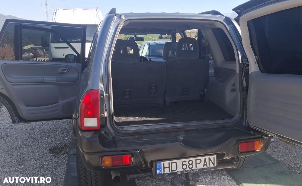 Suzuki Grand Vitara XL-7 2.0 TD - 12