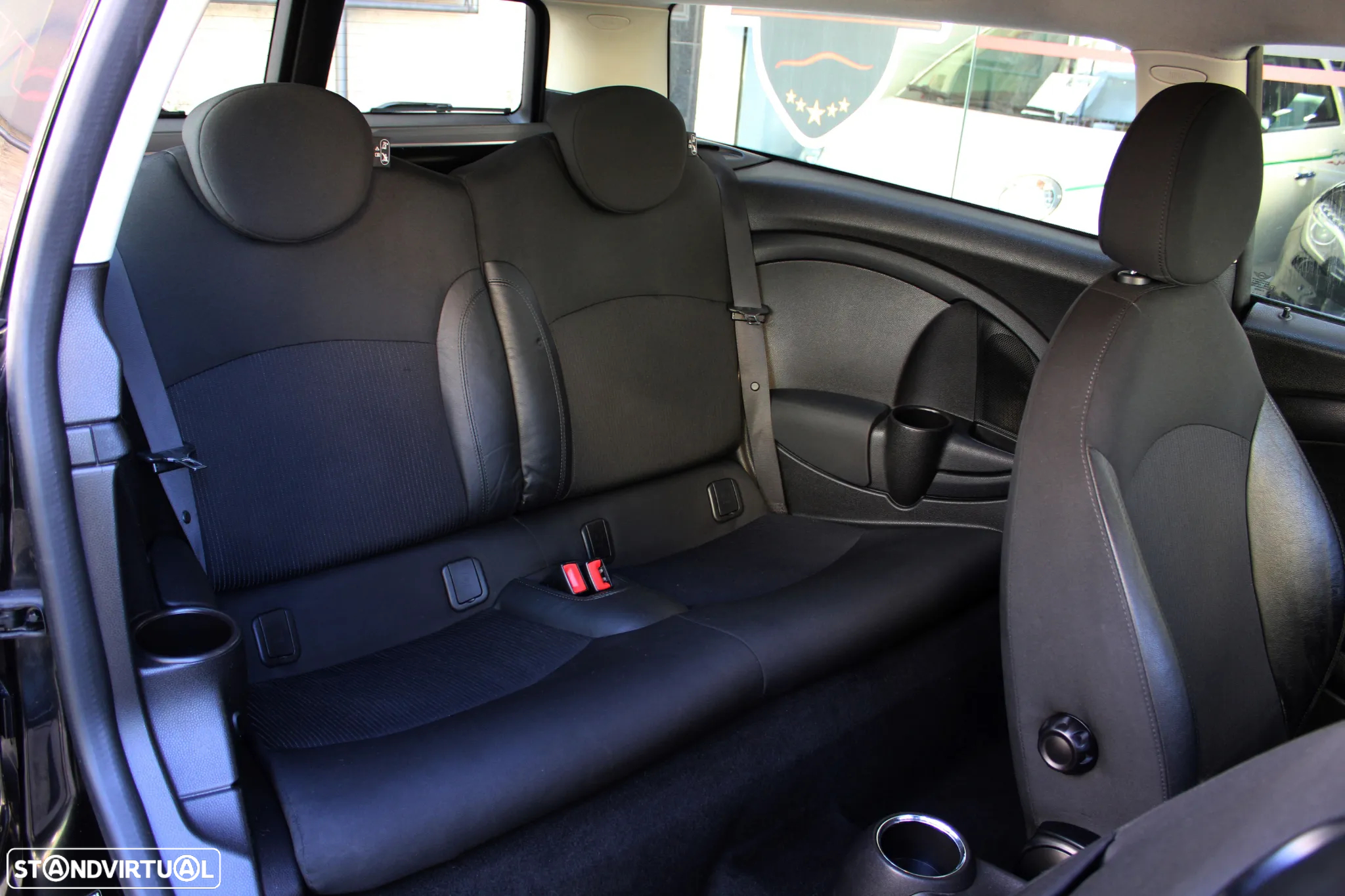 MINI Clubman Cooper D - 25