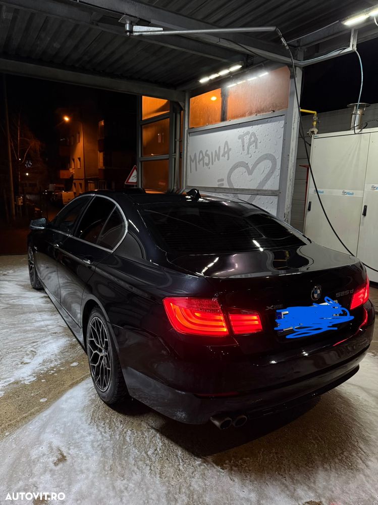 BMW Seria 5 525d xDrive - 6