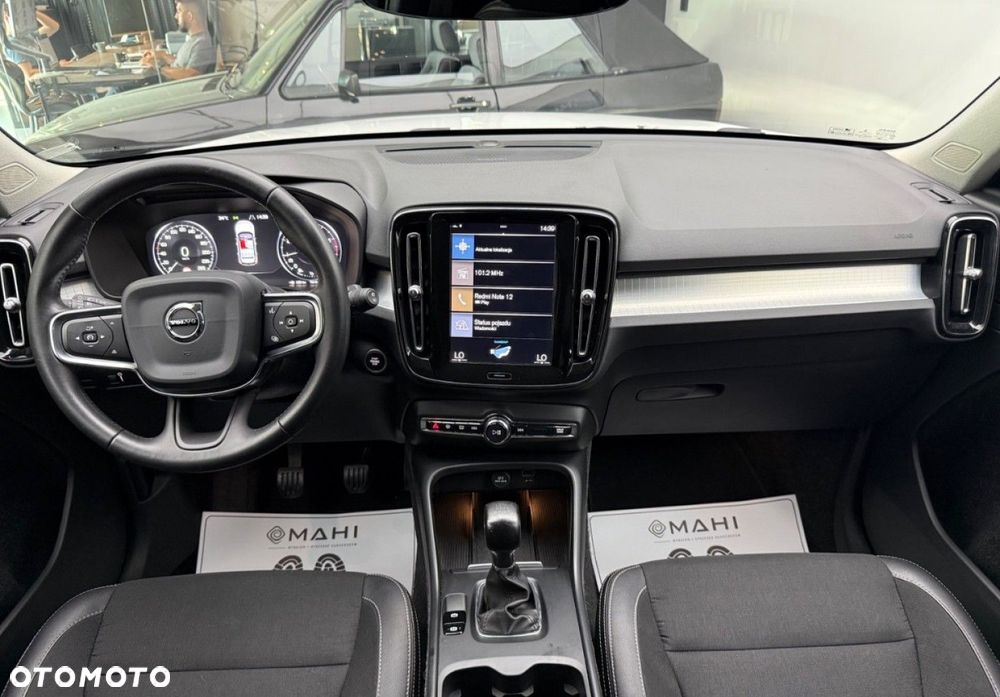 Volvo XC 40 T3 Momentum - 20