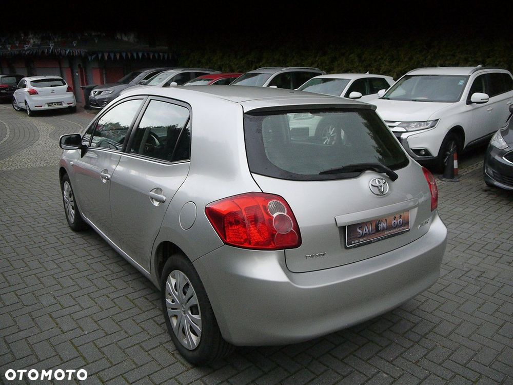 Toyota Auris 1.6 Valvematic Edition - 6