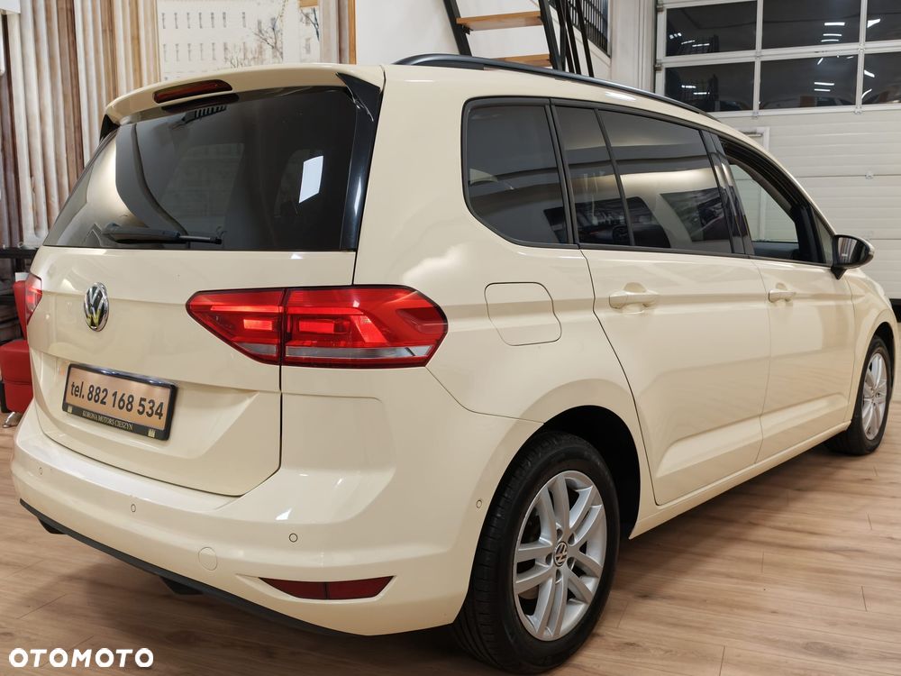 Volkswagen Touran - 7