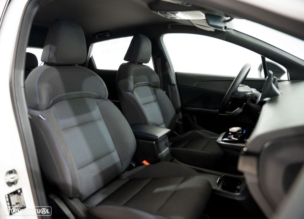 MG MG4 51 kWh Standard - 12